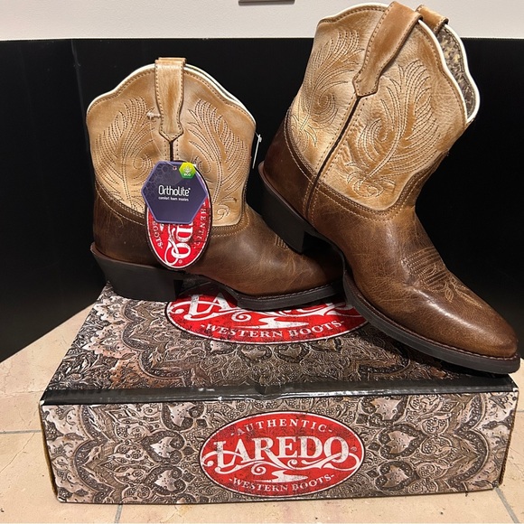 Laredo Tori 8" Women's 10M Leather Cowboy Boots BrownTan Ortholite Western - Picture 1 of 13